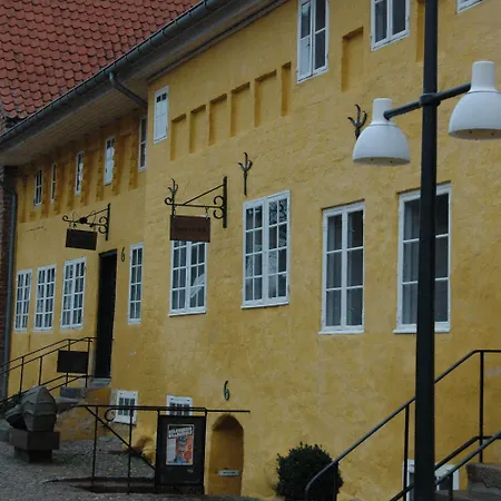 Move Eco Health فندق كالوندبورج